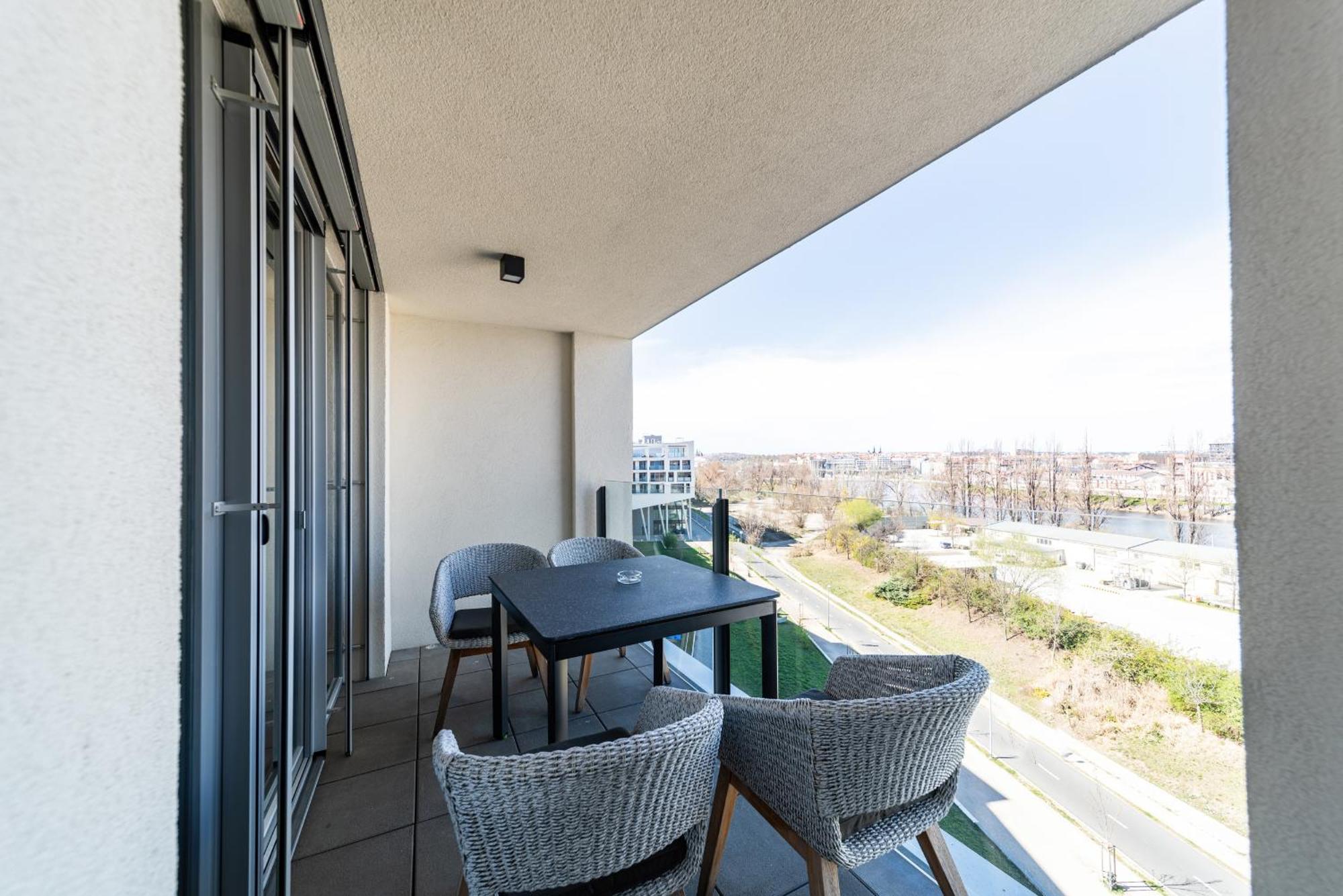 Residence Port Karolina Прага Екстер'єр фото